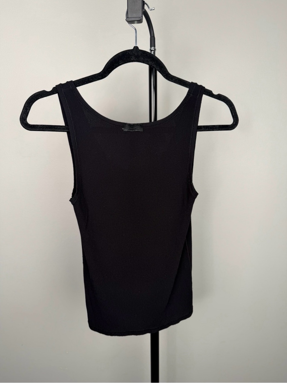 SKIMS soft lounge tank top - Picture 4 of 4